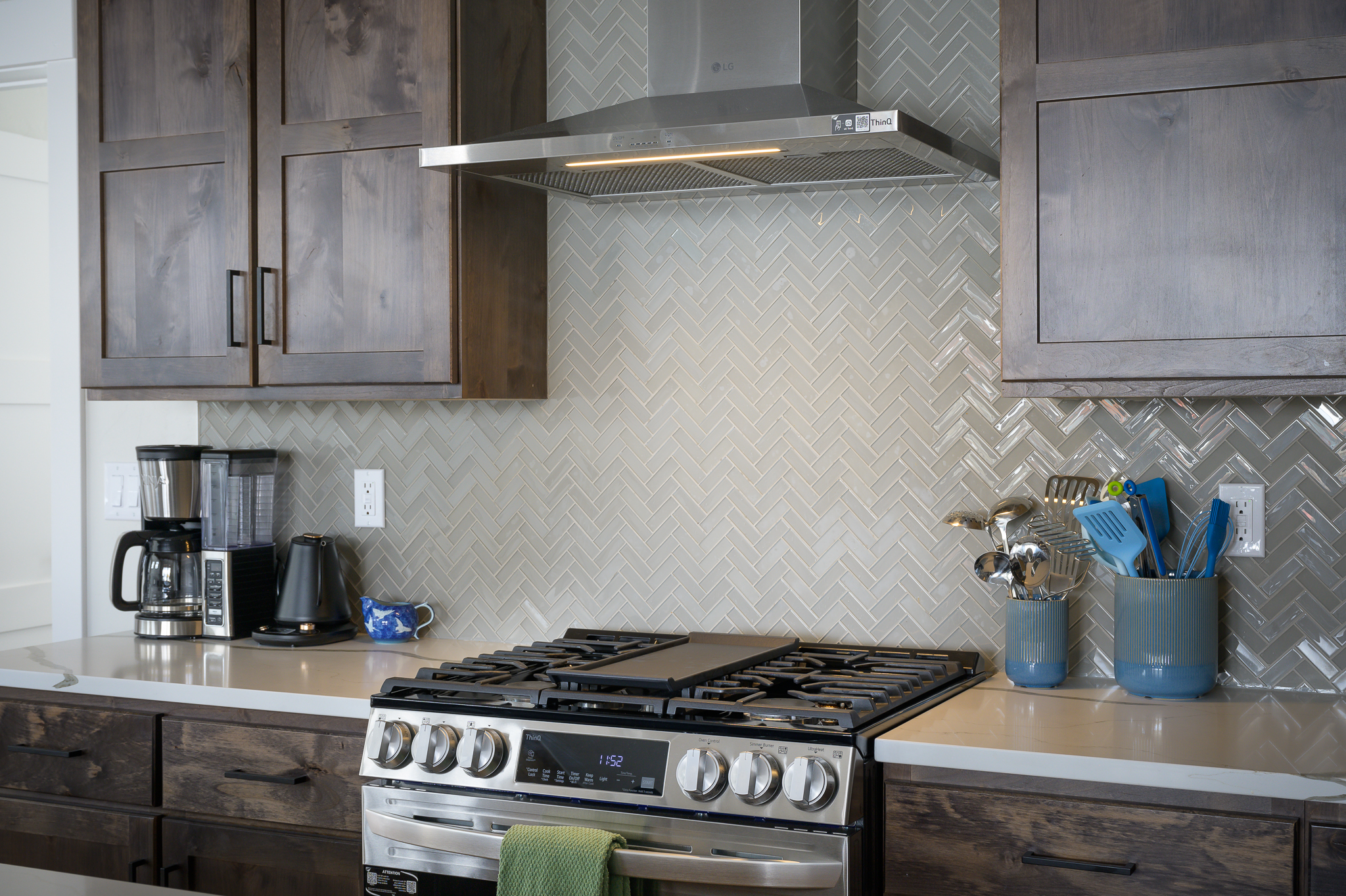 Generously equipped kitchen